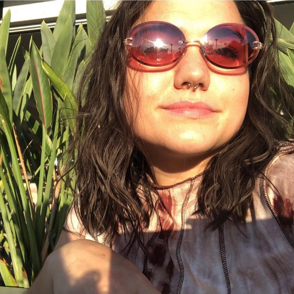 Meet your Posher, Alexia